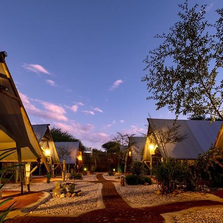Urban Camp Hotel Windhoek Exterior foto