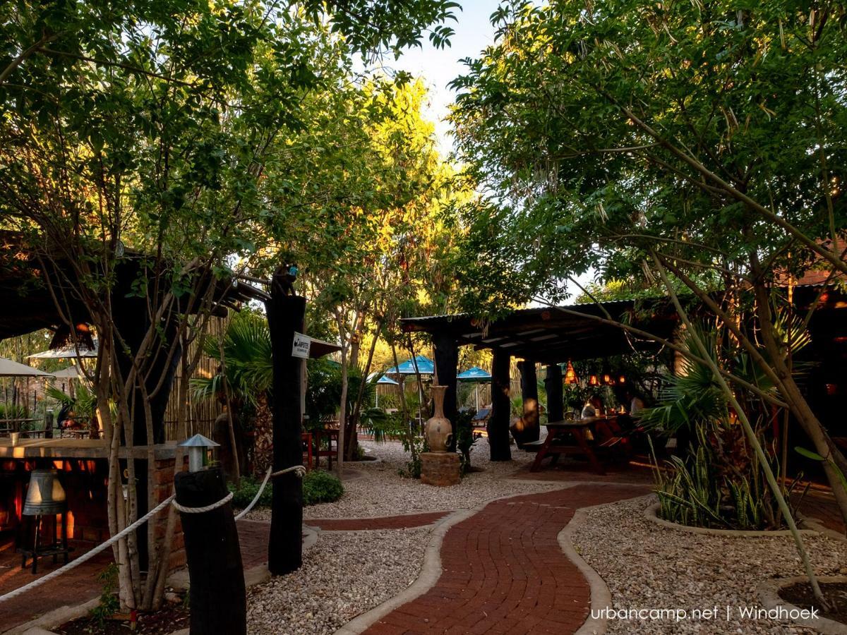 Urban Camp Hotel Windhoek Exterior foto